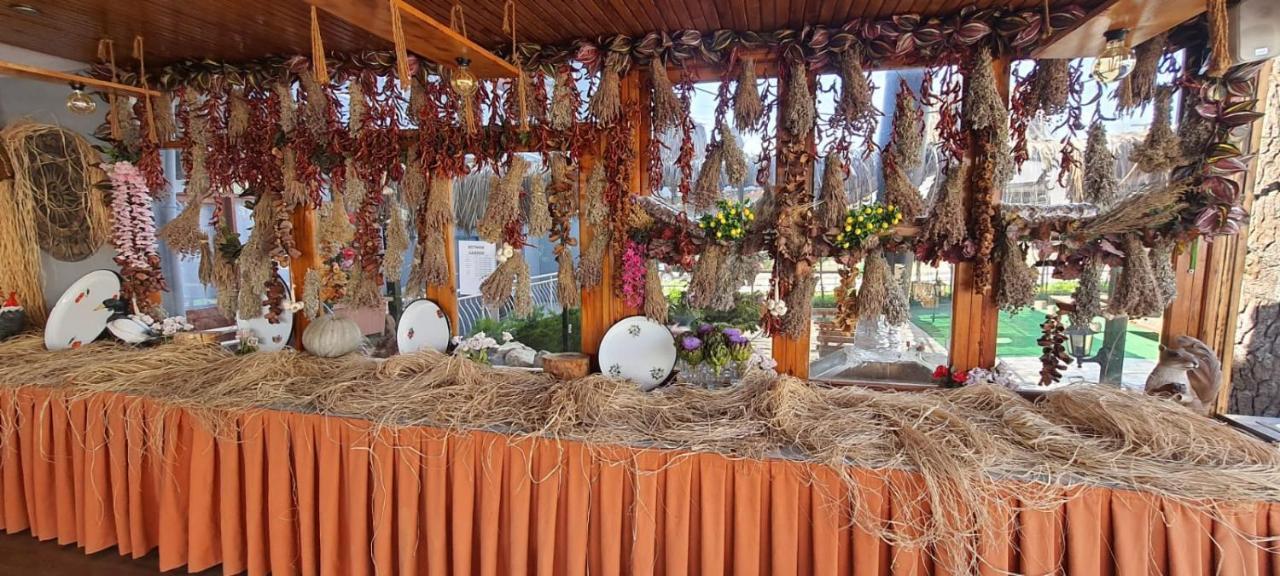 Grand Yayla Hotel Cesme Bagian luar foto