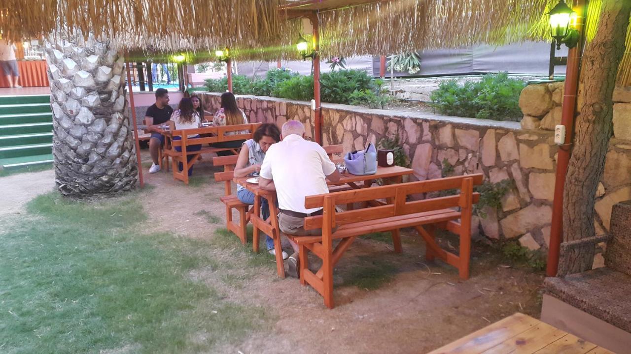 Grand Yayla Hotel Cesme Bagian luar foto