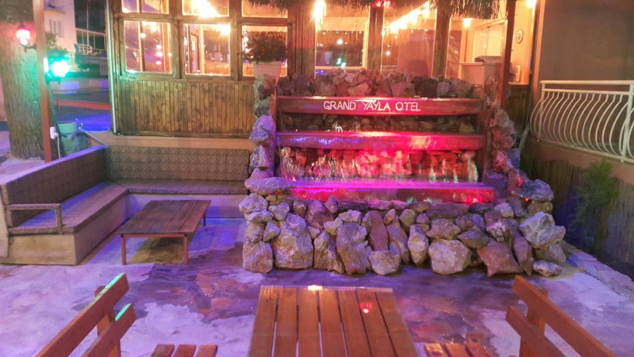 Grand Yayla Hotel Cesme Bagian luar foto